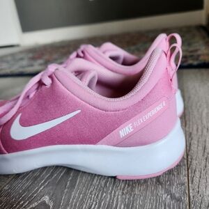 Nike Flex Shoes